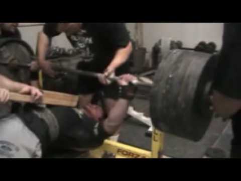 Detroit Barbell's Tim Hensley, bench press training for Summer Bash/AWPC World's