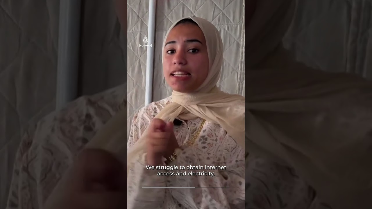 Young Palestinian women learn AI to tell stories of war on Gaza | AJ #shorts