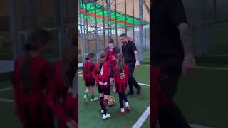 Luizi luan futboll me disa femije #shorts #luizejlli #football