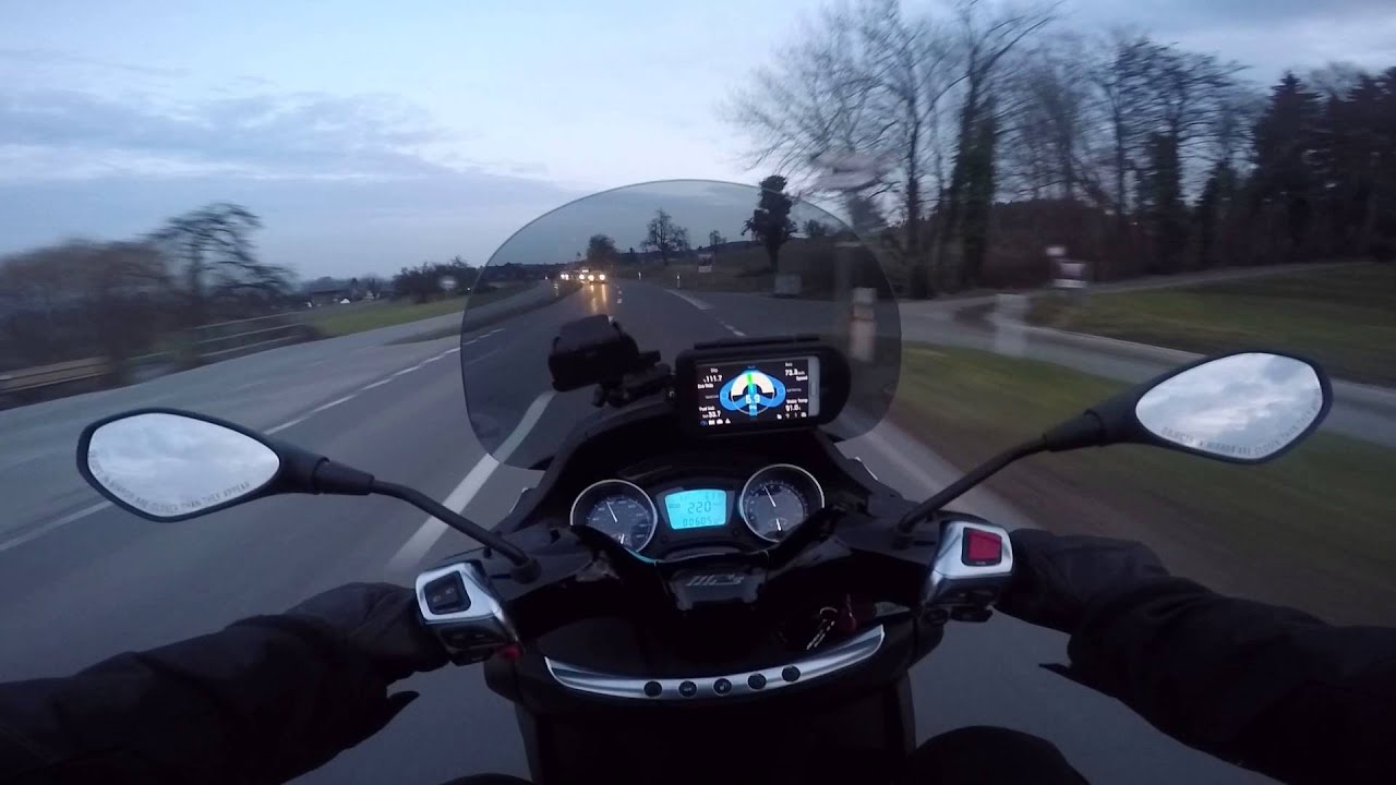 Piaggio Multimedia Plattform PMP auf MP3 500 ABS ASR 2015