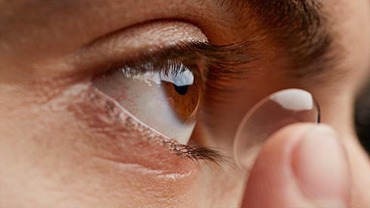 Woman rips out eyeball removing contact lens youtube