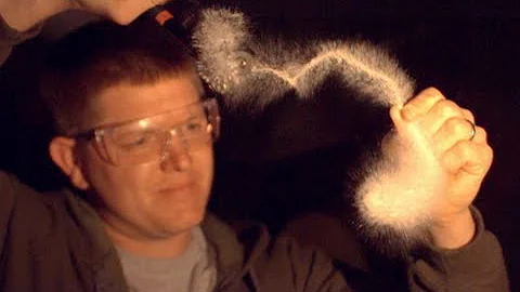 Mystery of Prince Rupert's Drop at 130,000 fps - Smarter Every Day 86