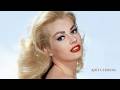 Anita Ekberg Goes TOPLESS, Try Not To Gasp.. Take a look