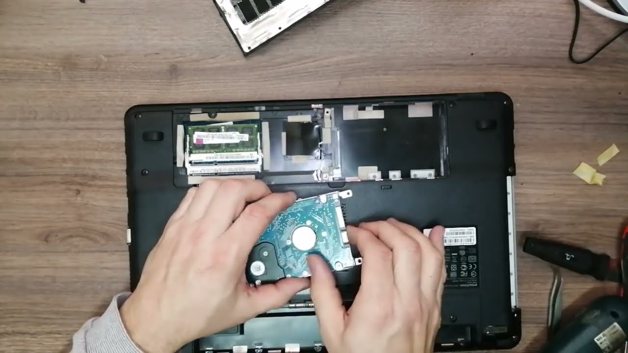 Emachines E440 series laptop HDD vs SSD