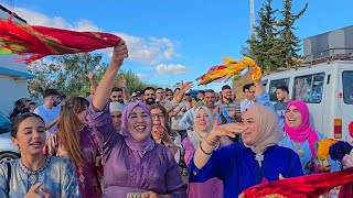 Download Lagu عرس اسطوري عائلة الأزرق تنتفض والهدية بهرات الناس كاملة يوم الدب.يحة MP3 Download Lagu عرس اسطوري عائلة الأزرق تنتفض والهدية بهرات الناس كاملة يوم الدب.يحة MP3