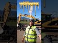 #trabajo #excavadoras #maquinariaamarilla #caterpillar #vídeoia #aivideo #parati