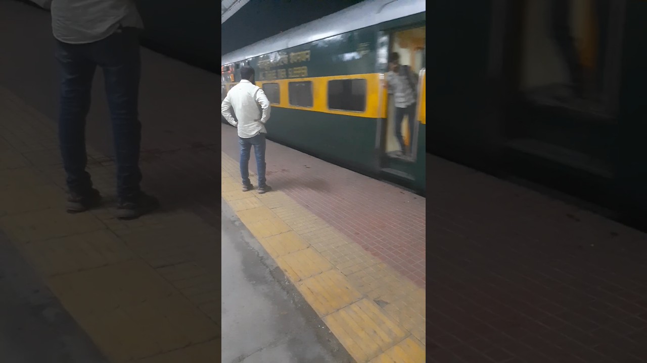 Train Number 12187 🚉 | Jabalpur CSMT 