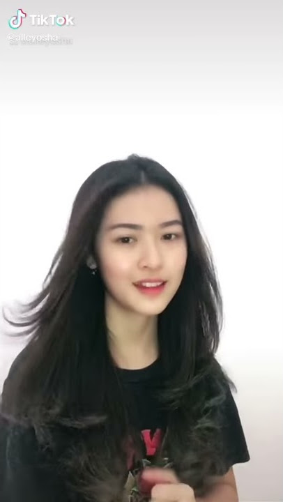 Story wa cewek cantik manis joget santuy