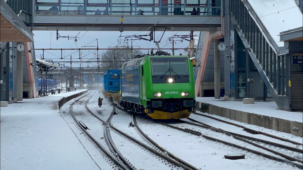 Tåg i Hässleholm | Train in Hässleholm