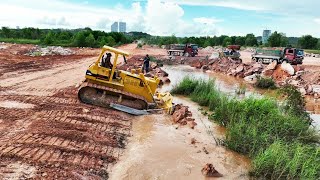 EP2 Excellent Operator Bulldozer KOMATSU D68E and D58EX Pushing Clearing Rock and 24ton Truck