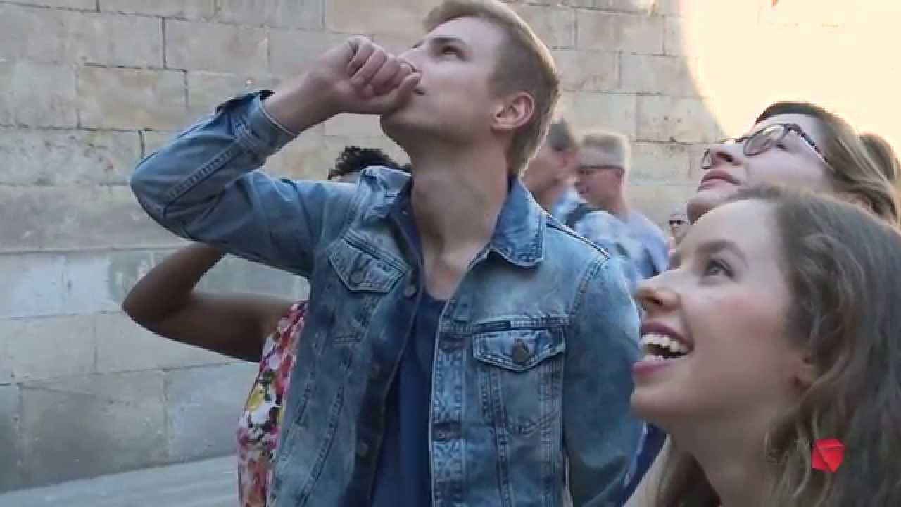 Acto de bienvenida a los estudiantes extranjeros - YouTube
