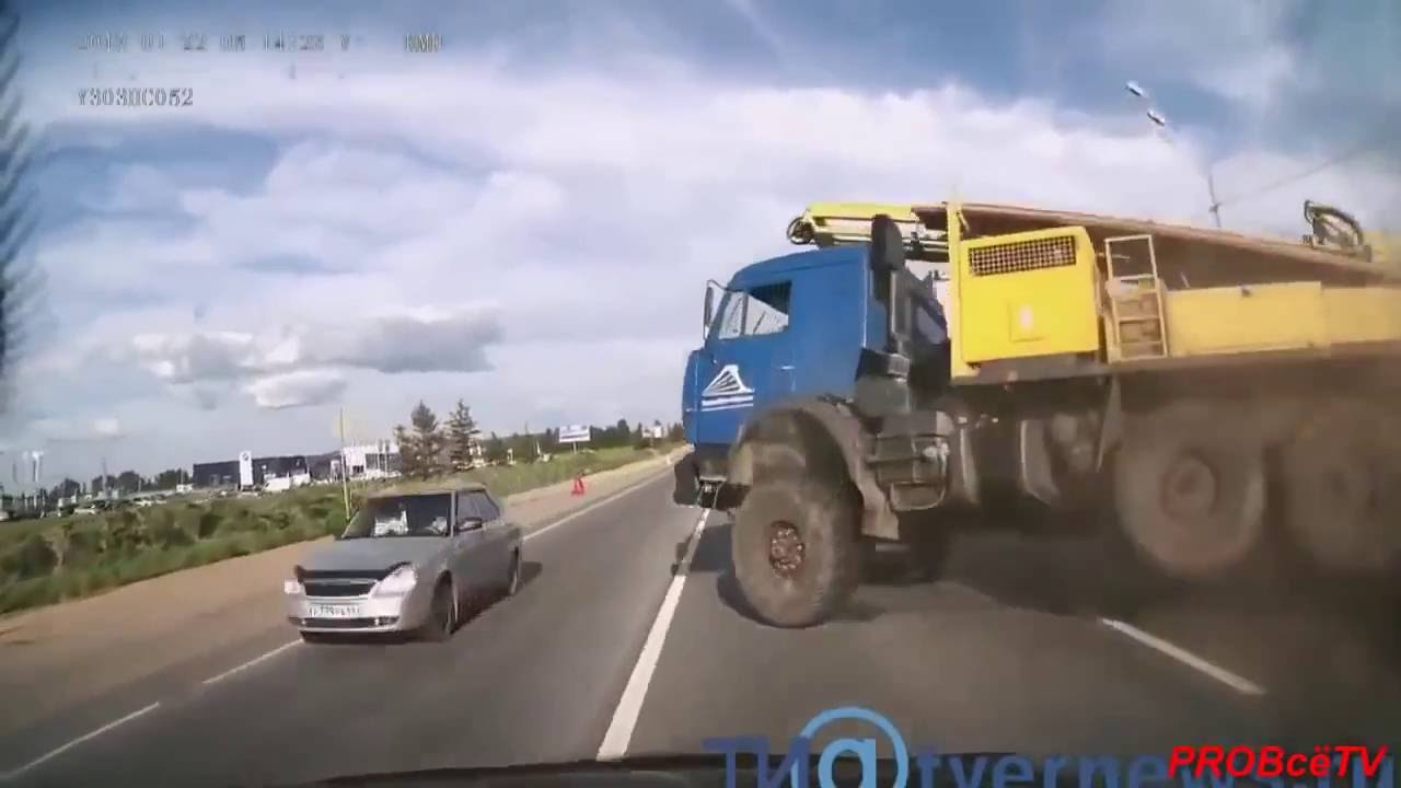 Ужасные аварии и смертельные дтп - YouTube