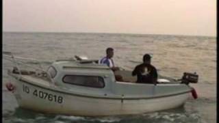 Pêche au Bar en bateau  à  Oléron il y a quelques années........