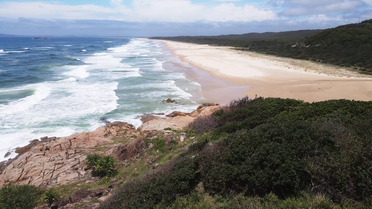 South Smoky Cape Beach to the Lighthouse and back, 4K flyover