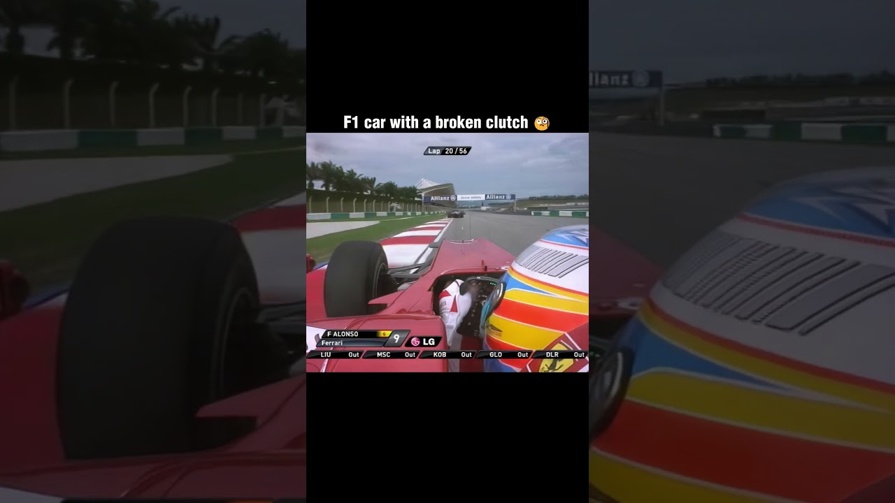 F1 car with a broken clutch 🧐