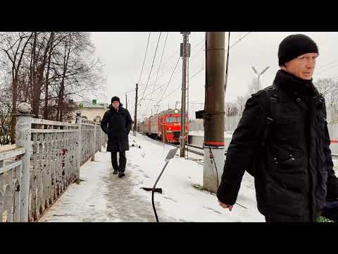 ЭТ2М-055 отправляется со станции Царское Село.