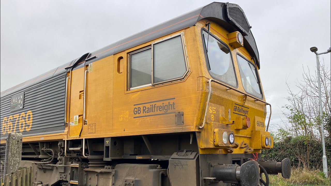 How Many Trucks Did This Replace? Avonmouth to Clitheroe Cement Tanks GBRF 66769 07/11/2024