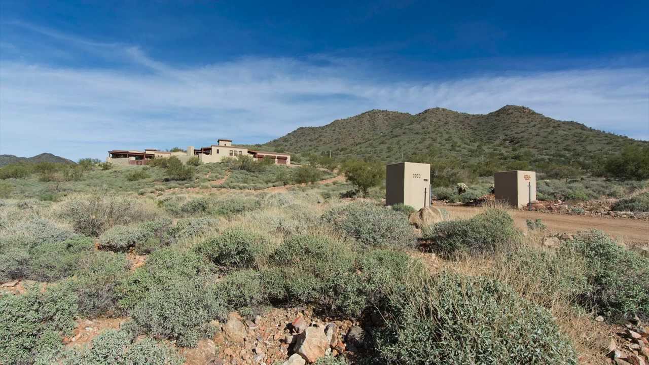 3950 E Cloud Rd Cave Creek, AZ  8533i