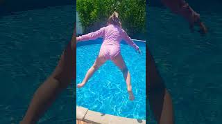 My Bff Jumping In The Pool
