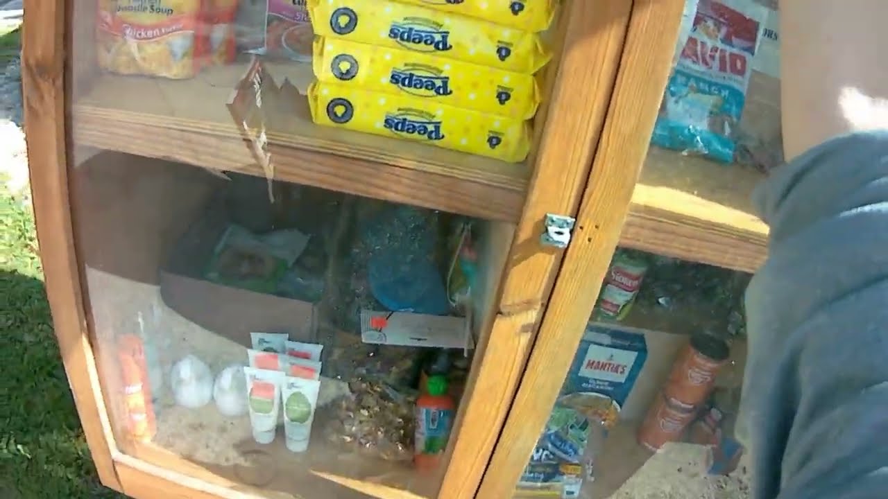 Благословение нашей самой большой коробки для благословений в нашем районе