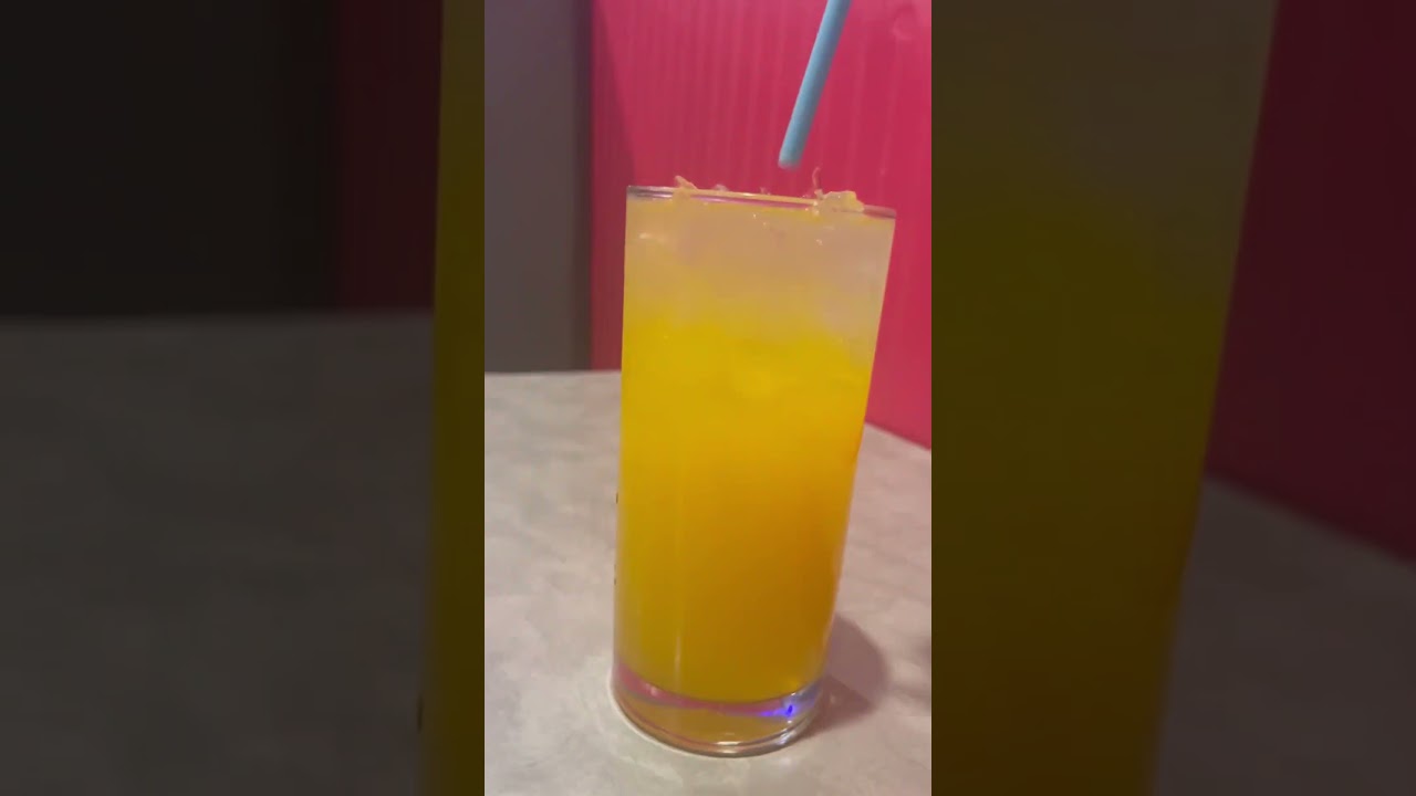 Trying A VEGAN Spot in Seattle, WA | 🎡🌱 