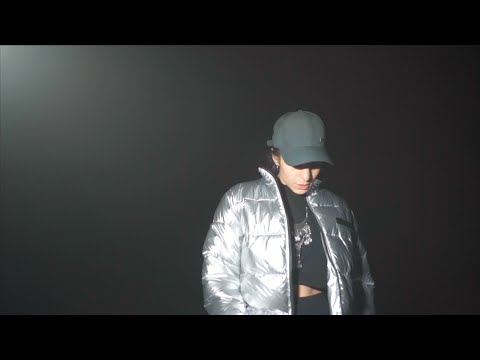 EVÎN - Still