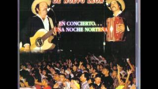 Video thumbnail of "Los Invasores De Nuevo Leon - Todo Se Paga (En Vivo)"