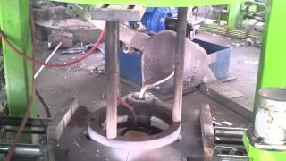 Gravity casting machine