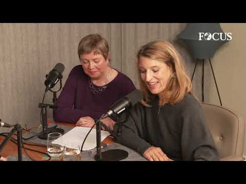 Angela Merkel on her bad habit | Power players - YouTube