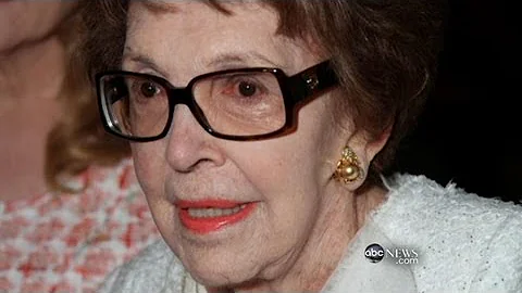 Nancy Reagan Falls, Recovering From Broken Ribs