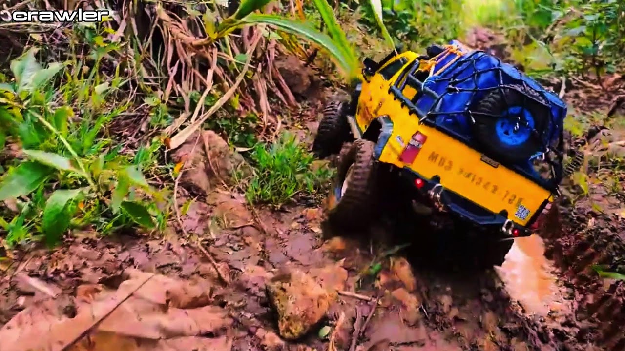 This RC Truck Carries a FULL LOAD Through Extreme Mud… UNSTOPPABLE!,Team