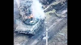 Т-72М1 ВСУ после удара