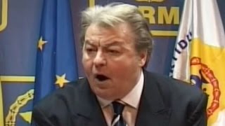 Vadim Tudor Cu Sufletul Alaturi De Antena3 In Lupta Impotriva Executorilor