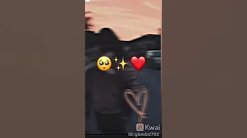 كل شيء فيه يعجب 