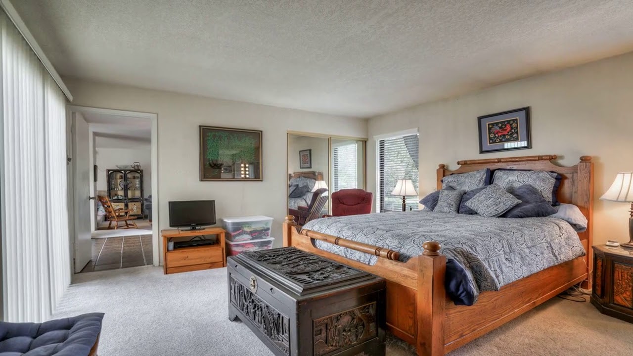 221 Hammond Drive, Auburn, CA 95603