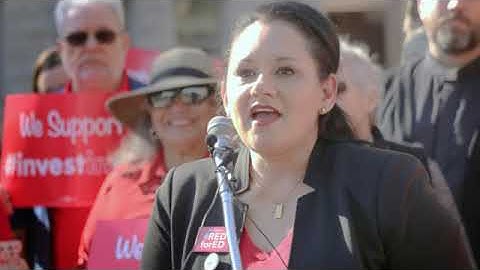 Arizona delegate to DNC focuses on education | Cronkite News