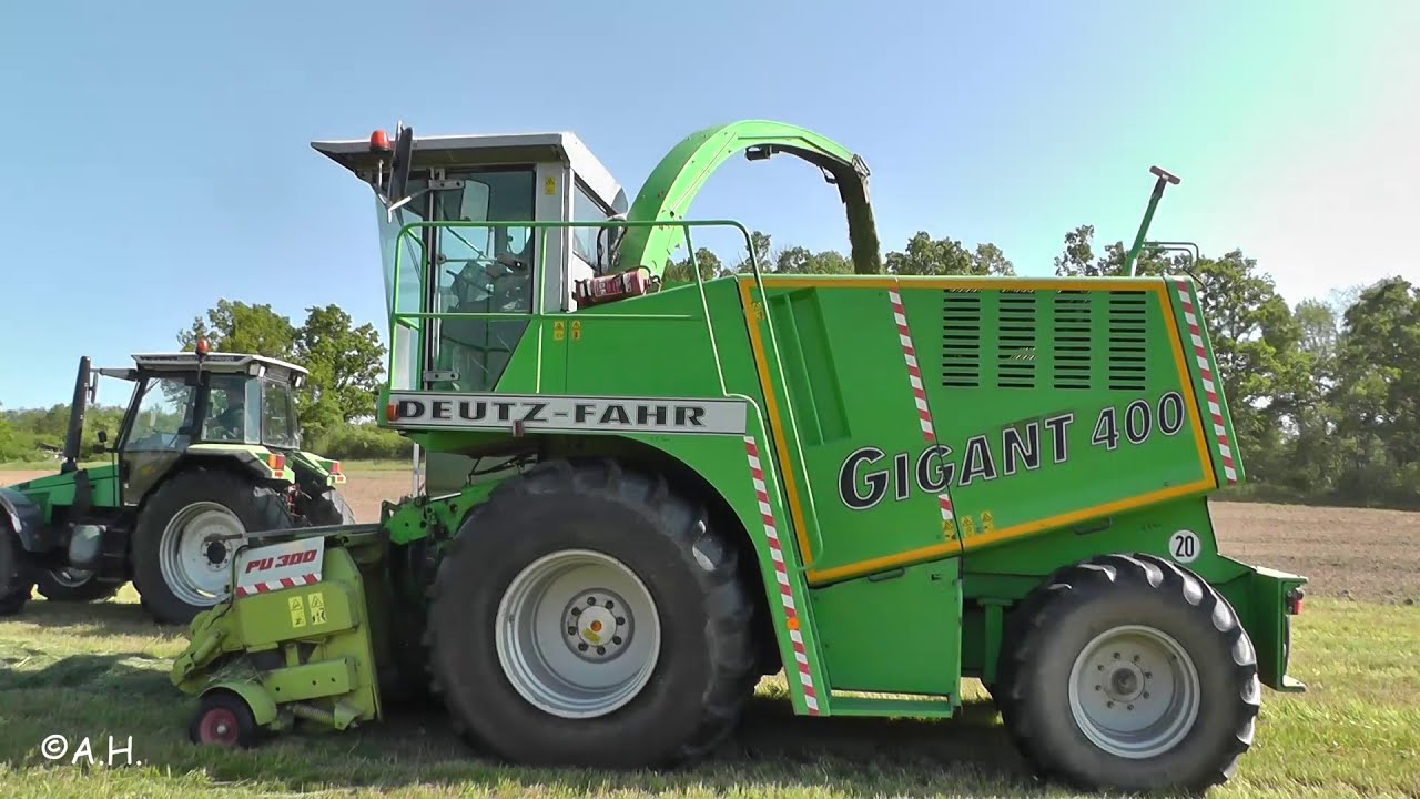 Deutz Fahr Gigant 400 / Intrac 6.60 / Agrostar / Agrotron 260 / M620 & Mengele beim 1. Schnitt 2020