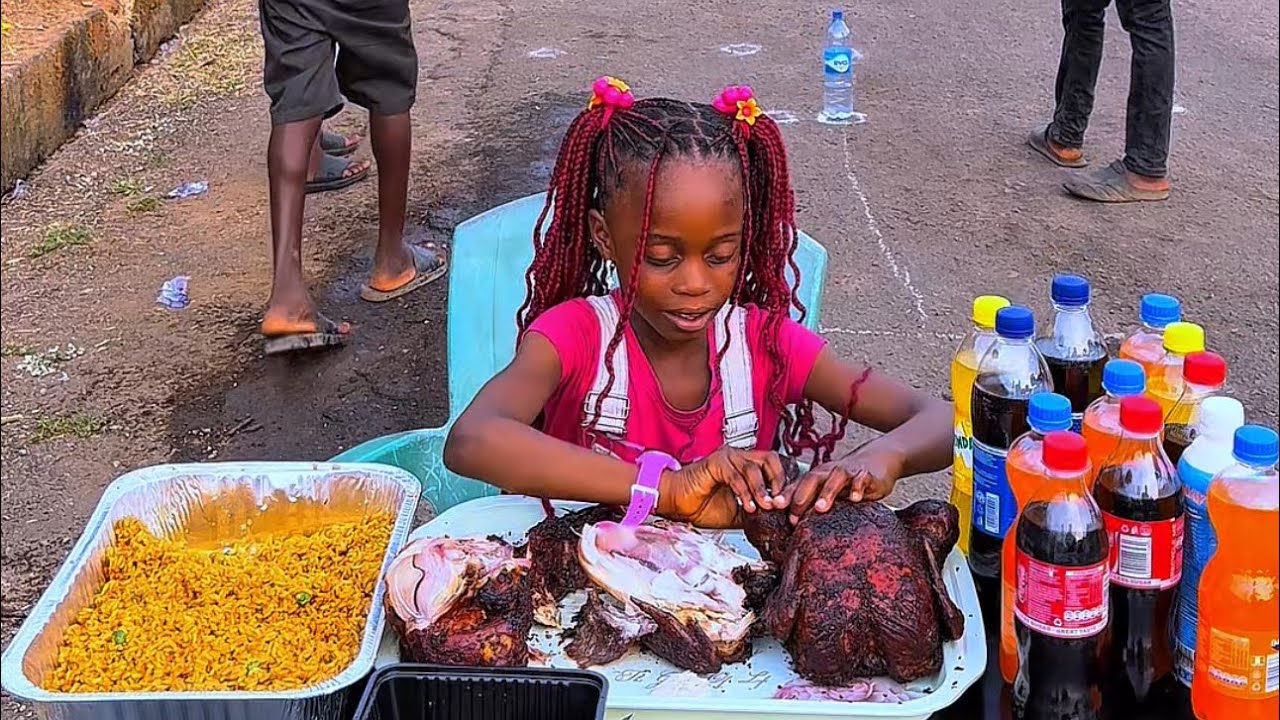 DELICIOUS FOOD VS. BOWLING GAME | Pls subscribe to my channel