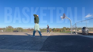 1v1ing my friend for 100$ in basketball...