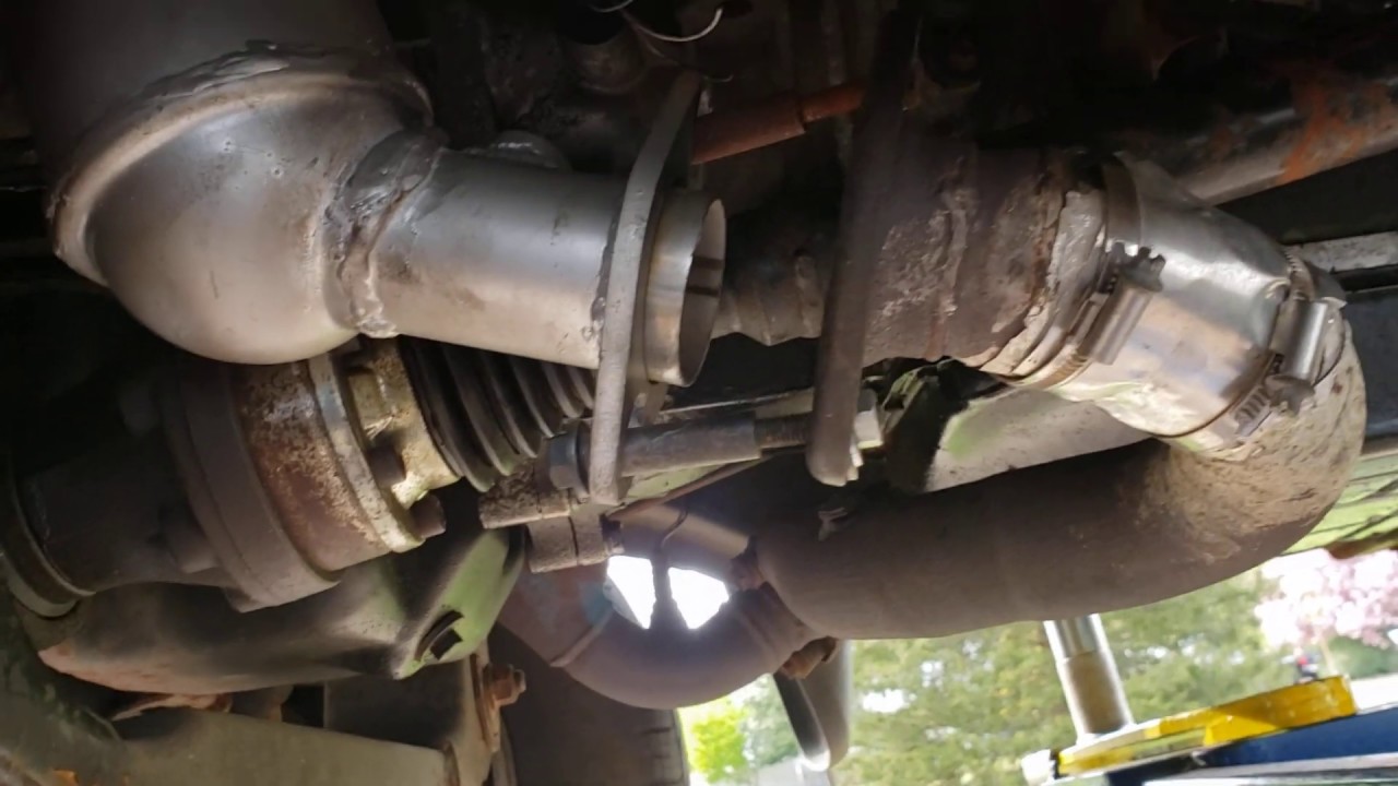 2002 Jeep Liberty  V6 Catalytic Converter Left Side How to Replace  Change Part 2 - YouTube