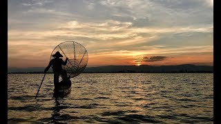 Sailing the Inle Lake - Myanmar