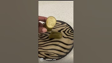 How to make homemade pickles with cucumbers and leftover pickle juice. #homemade #pickle #irisetouch
