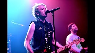 Sum 41 – Walking Disaster (LIVE, Prague, 2019)