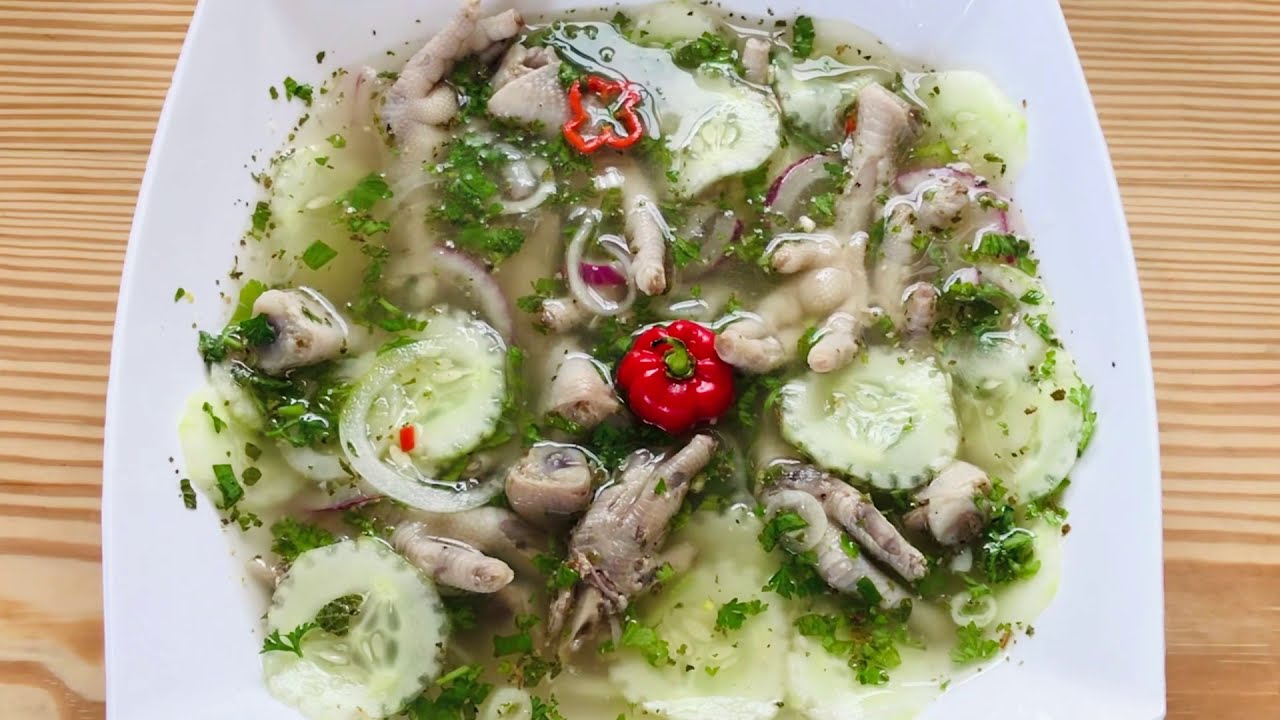 HOW I MAKE CHICKEN FOOT SOUSE IN THE KITCHEN WITH LYNN YouTube