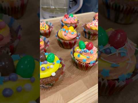 Шоколадные кексы брауни 🧁#кекс #капкейки #брауни #выпечка #шоколадныекексы #творожныйкрем #рецепт