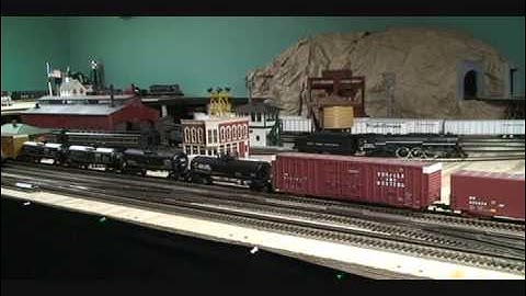 200 Subscribers! MTH DCS Layout Update