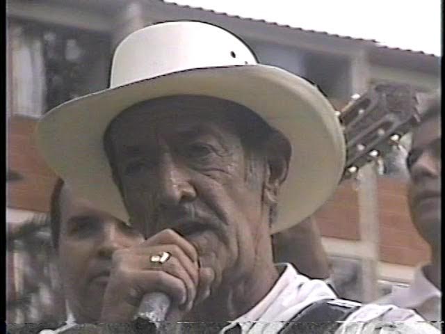 LA TRISTE HISTORIA DE OCTAVIO MESA | EL REY DE LA PARRANDA TERMINÓ POBRE Y PAGANDO  ARRIENDO - YouTube