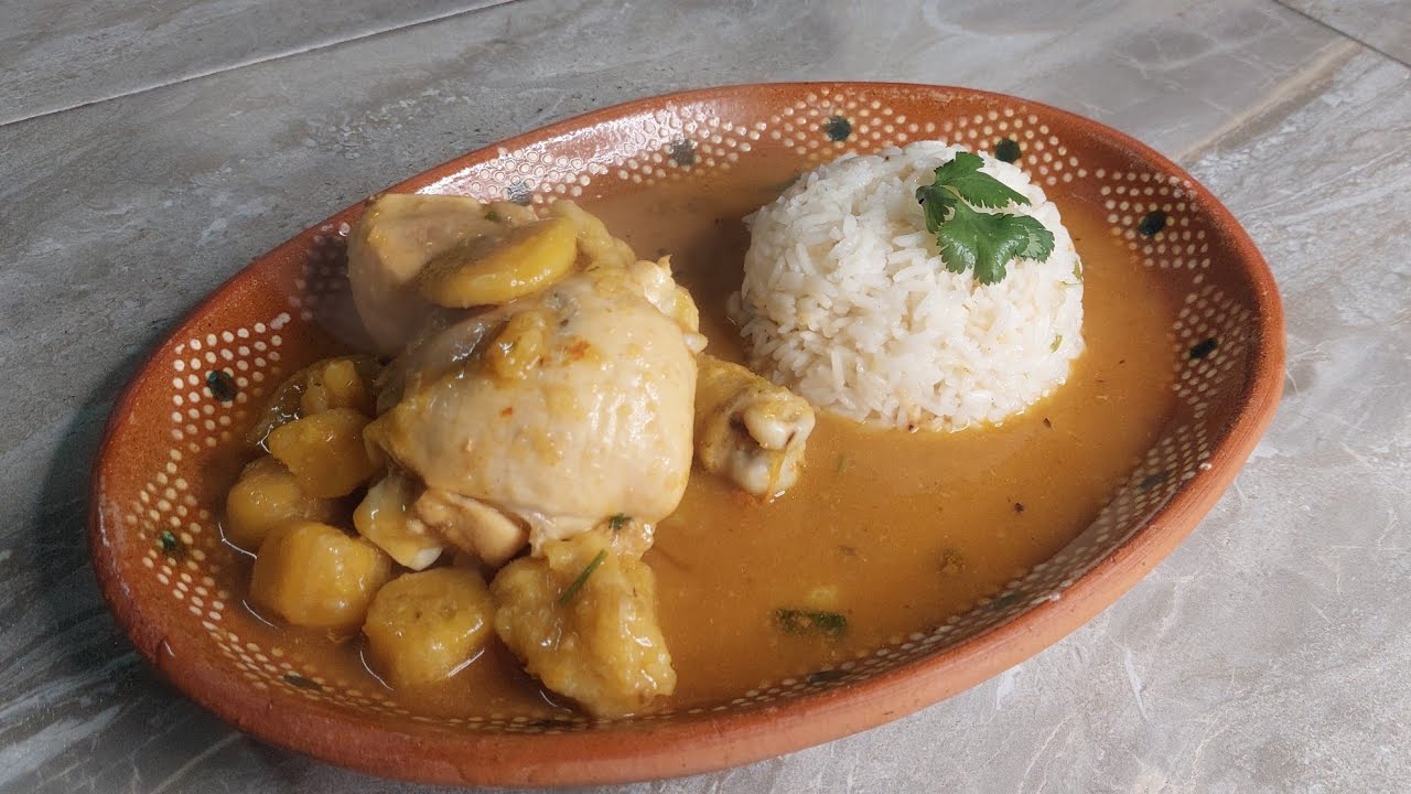 Pollo con platano raspado 🐔 muy rico 
