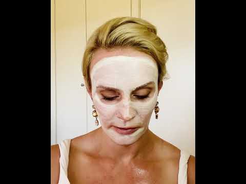 Dr Spiller Facial for all skin types featuring double masking technique