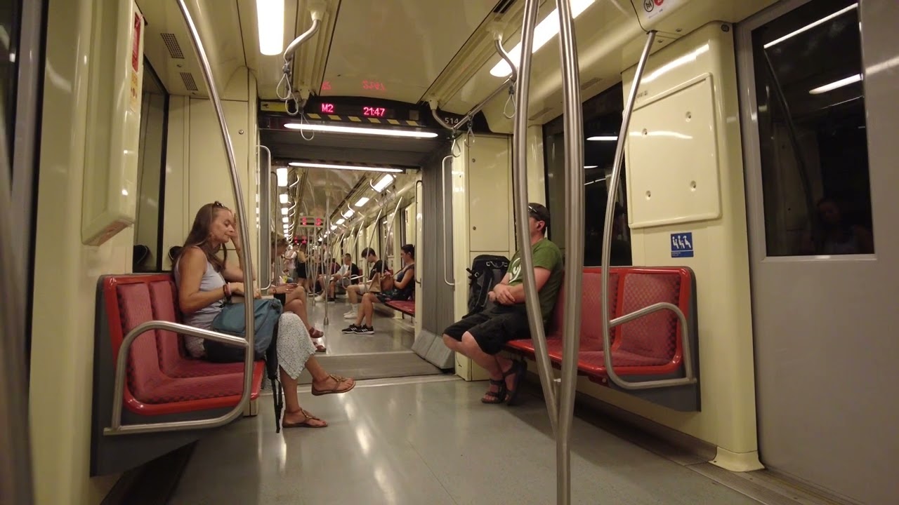 metro ride M2 From Déli pályaudvar To Deák Ferenc Tér - Budapest [4K HDR]